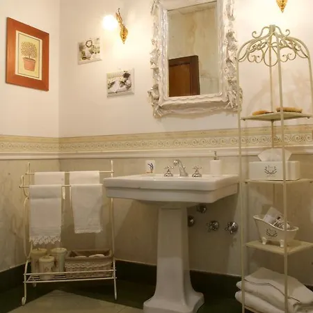 Frühstückspension Il Giardino Segreto Di 3*