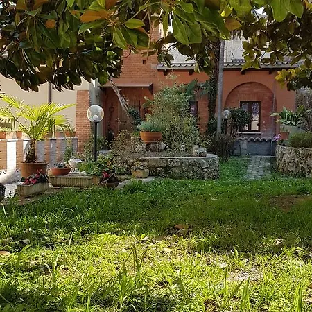 Il Giardino Segreto Di أسكولي بيتشينو